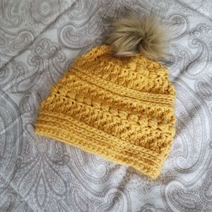 Winter Beanie With Faux Fur Pom Pom
